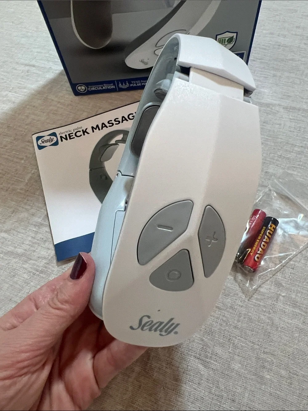 Sealy Electronic Pulse Neck Massager (MA-110). NIB
